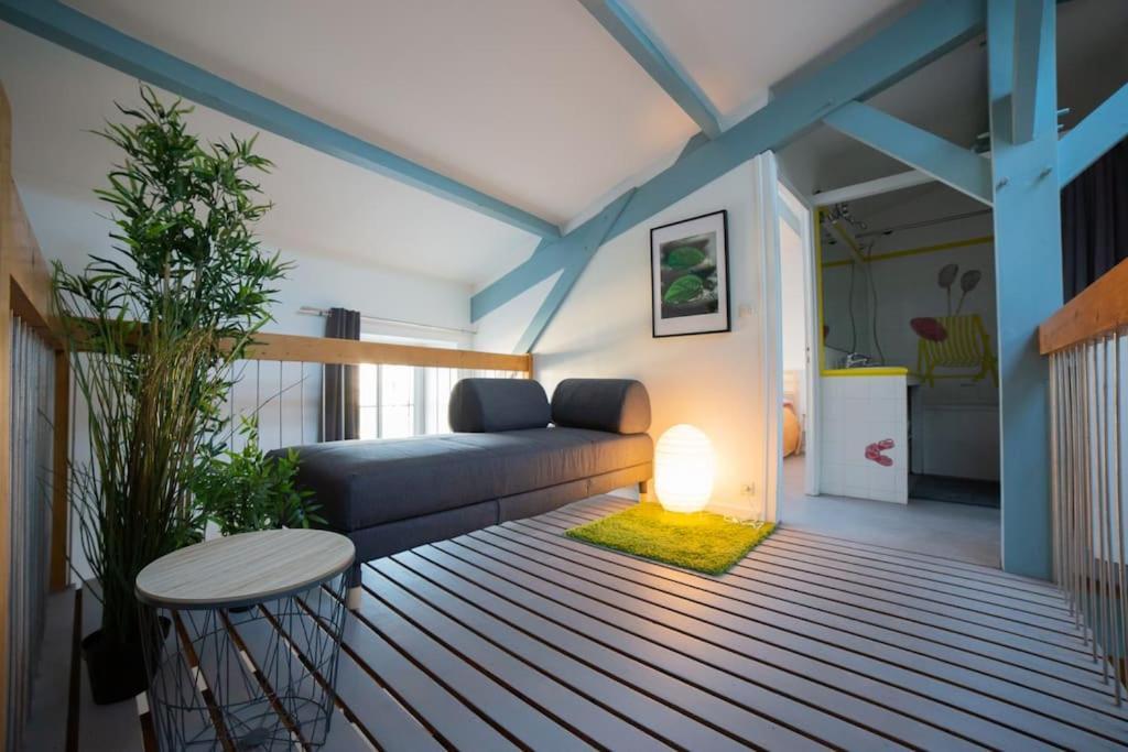Maison Type Loft - Avec Parking En Plein Centre La Rochelle  Exterior photo