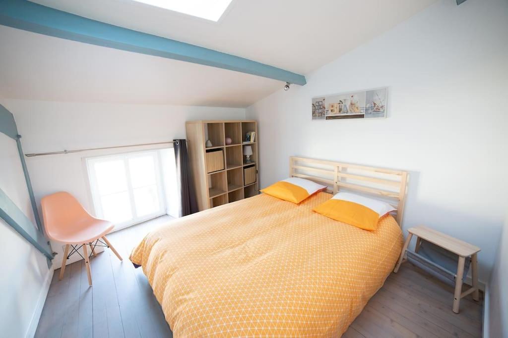 Maison Type Loft - Avec Parking En Plein Centre La Rochelle  Exterior photo