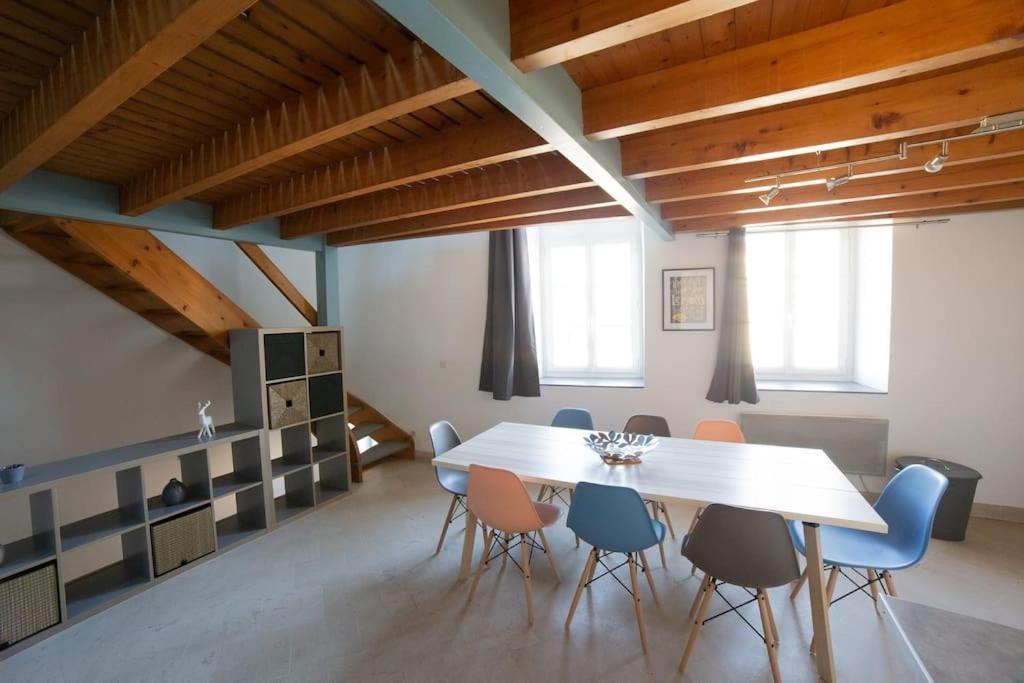 Maison Type Loft - Avec Parking En Plein Centre La Rochelle  Exterior photo