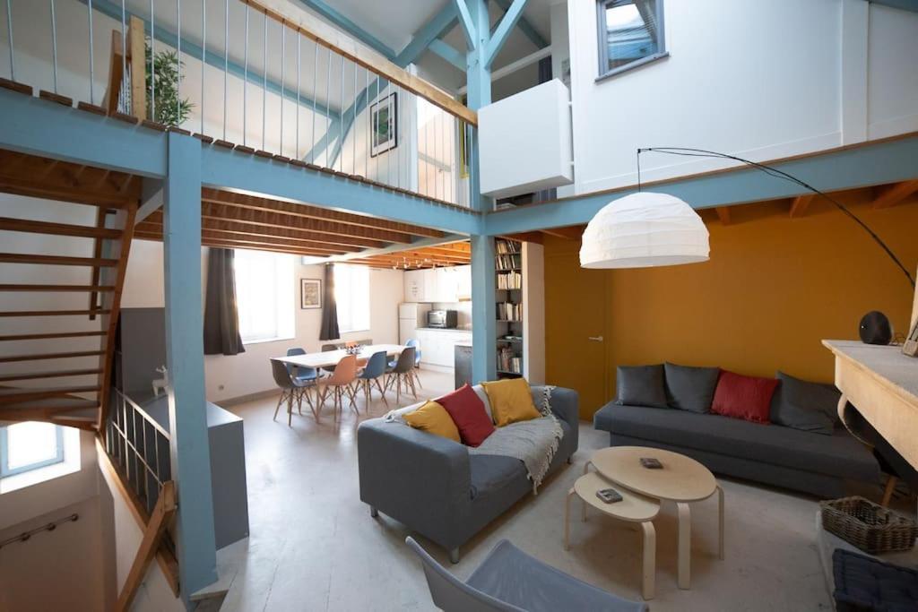 Maison Type Loft - Avec Parking En Plein Centre La Rochelle  Exterior photo